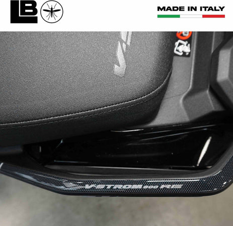 Adesivi-3D-compatibili-con-Suzuki-V-Strom-800RE-Protezioni-maniglie-passeggero