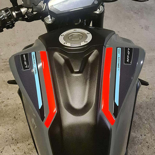 Adesivi-3D-Fasce-Serbatoio-superiore-compatibili-con-Yamaha-Mt-07-2021-2023
