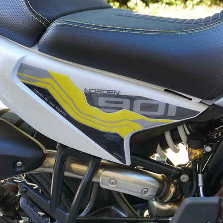 Adesivi-3D-Fianchi-laterali-coda-moto-compatibili-con-Husqvarna-Norden-901-2024