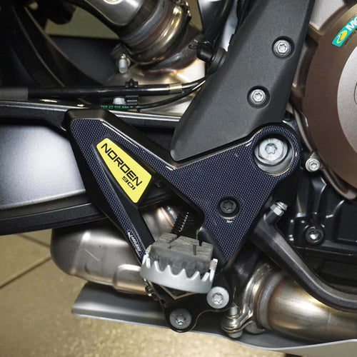 Adesivi-3D-Protezioni-Battitacco-moto-compatibili-con-Husqvarna-Norden-901