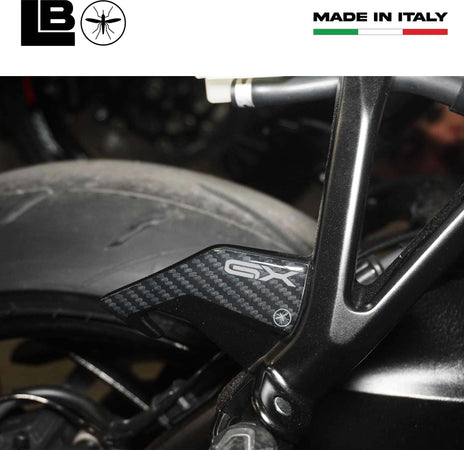 Adesivi-3D-Protezioni-Battitacco-Moto-compatibili-con-Suzuki-GSX-S1000GX-2024