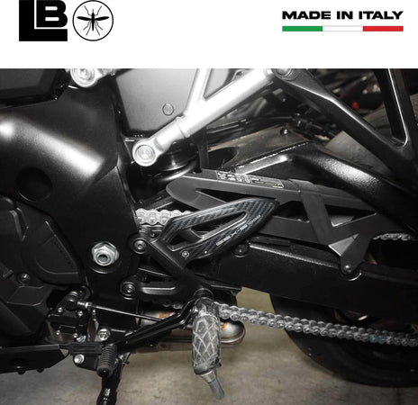 Adesivi-3D-Protezioni-Battitacco-Moto-compatibili-con-Suzuki-GSX-S1000GX-2024