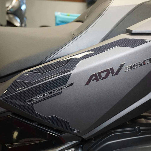 Adesivi-3D-Protezioni-Fianchetti-posteriori-compatibili-con-Honda-ADV350-2022-23