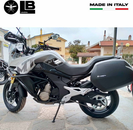Adesivi-3D-protezioni-laterali-serbatoio-moto-compatibili-con-CFMOTO-650MT