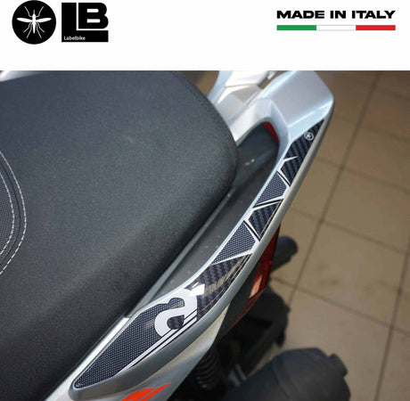 Adesivi-3D-protezioni-Maniglie-compatibili-con-Aprilia-SR-GT-125-e-200
