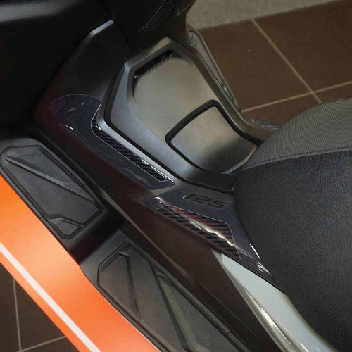 Adesivi-3D-zona-laterale-tunnel-centrale-compatibile-con-Honda-Forza-125-2022-23