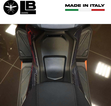 Adesivi-3D-zona-laterale-tunnel-centrale-compatibile-con-Honda-Forza-125-2022-23