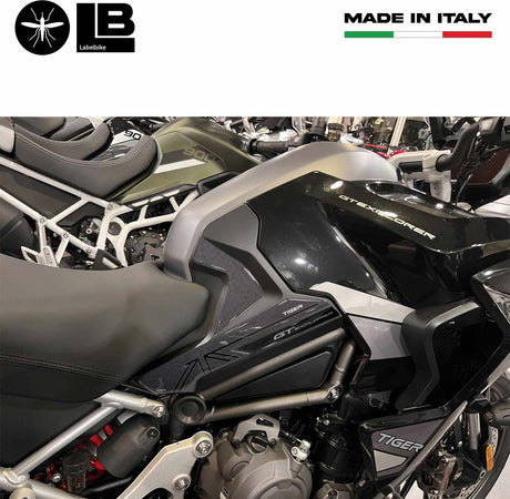Adesivi-Protezioni-laterali-compatibili-con-Triumph-Tiger-1200-GT-Explorer-2023