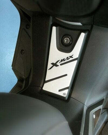 ADESIVO-3D-gel-PARASERBATOIO-compatibile-per-SCOOTER-YAMAHA-XMAX-125-250-2014