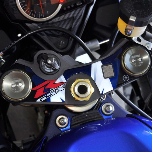 ADESIVO-3D-GSXR-PROTEZIONE-PIASTRA-STERZO-COMPATIBILE-CON-SUZUKI-GSX-R-2006-16-Blu