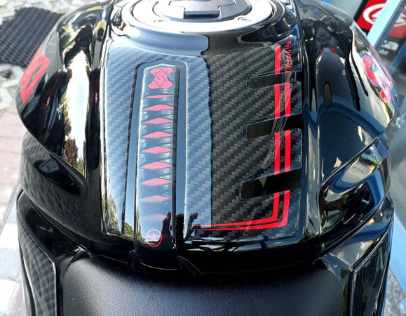 Adesivo-3D-paraserbatoio-moto-compatibile-con-Suzuki-Katana-2019-2023-Rosso