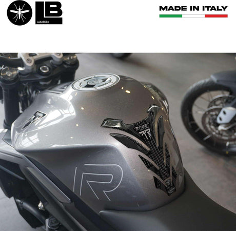 Adesivo-3D-Paraserbatoio-moto-compatibile-con-Triumph-Street-Triple-765-R-2023