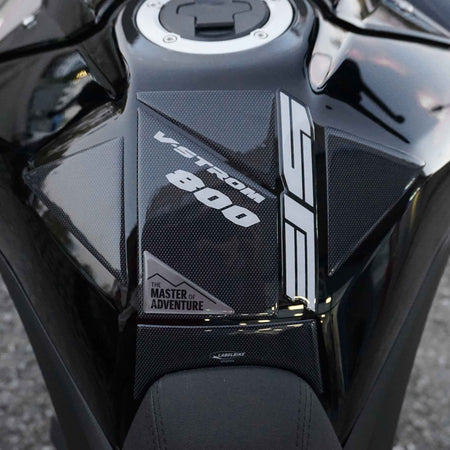 Adesivo-3D-Paraserbatoio-protezione-moto-compatibili-con-Suzuki-V-Strom-800SE