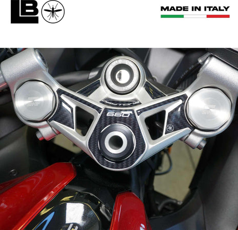 Adesivo-3D-Piastra-Forcella-Sterzo-moto-compatibile-con-Triumph-Daytona-660-2024