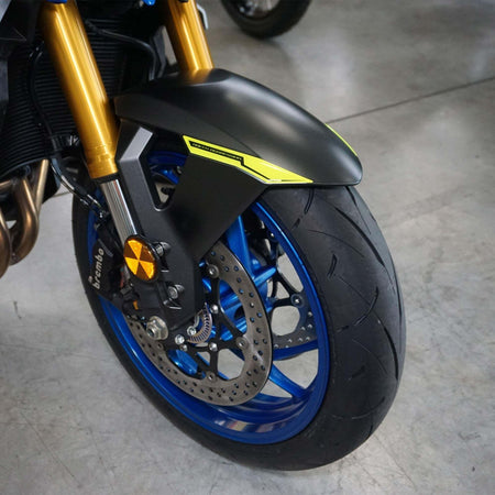 Adesivo-3D-Protezione-Parafango-giallo-FLUO-compatibile-con-Suzuki-GSX-S-2021-23