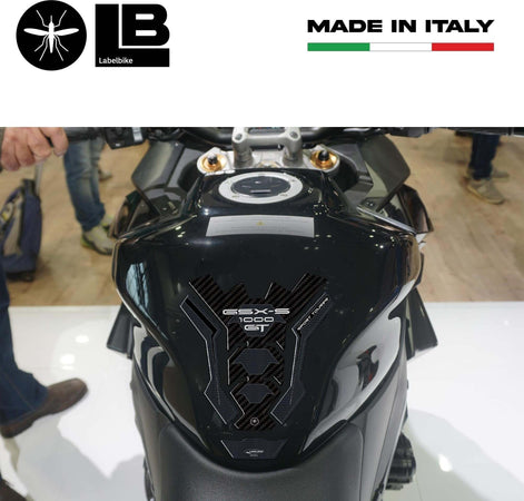 Adesivo-3D-Protezione-Paraserbatoio-compatibile-con-Suzuki-GSX-S-1000-GT-2021-23