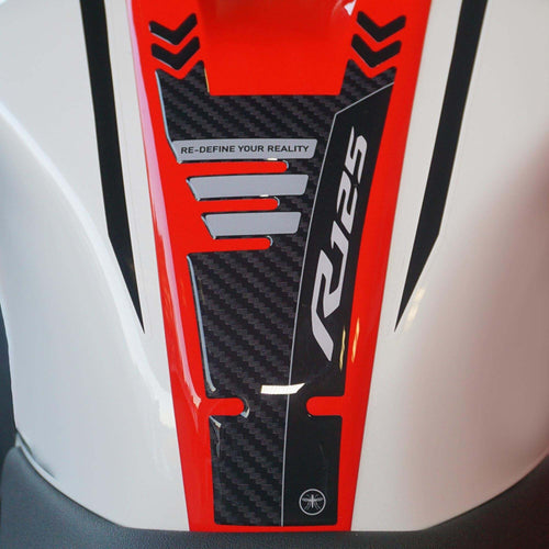 Adesivo-3D-Protezione-Paraserbatoio-moto-compatibile-con-Yamaha-R125-2019-2022