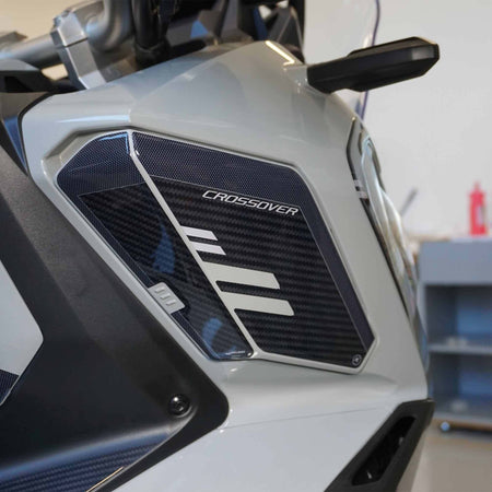 Adesivo-3D-Protezione-Sportellino-laterale-compatibile-con-Honda-X-Adv-2021-2023
