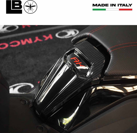 Adesivo-3D-Protezione-sportello-serbatoio-compatibile-con-Kymco-Ak550-Premium