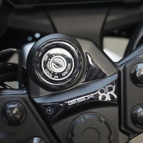 Adesivo-3D-Protezione-Zona-Chiave-accensione-moto-compatibile-con-Suzuki-GSX-8R