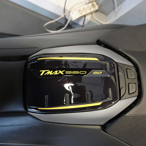 Adesivo-3D-Sportello-serbatoio-compatibile-con-Yamaha-Tmax-560-20Th-Anniversary
