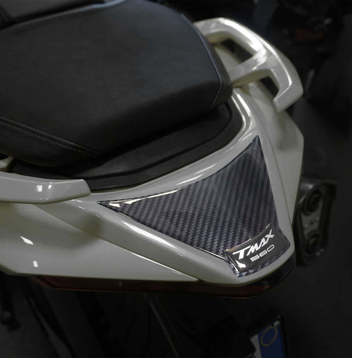Adesivo-in-resina-3D-protezione-codino-compatibile-con-Yamaha-Tmax-2022-2023