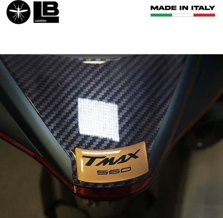 Adesivo-in-resina-3D-protezione-codino-compatibile-con-Yamaha-Tmax-2022-2023