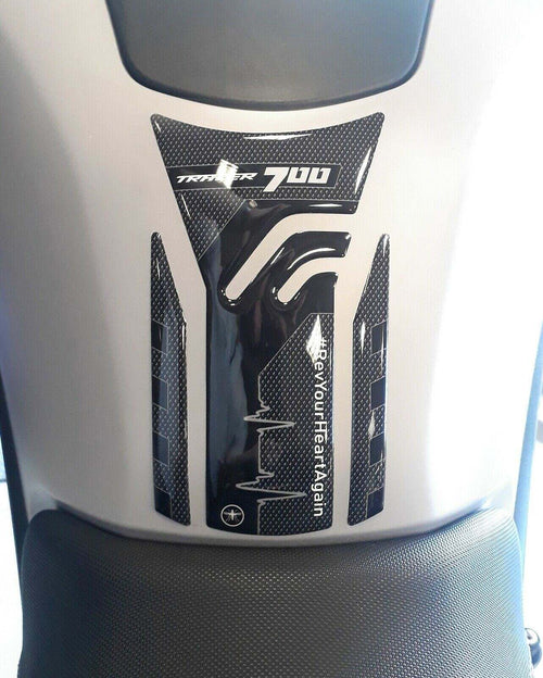 Adesivo-serbatoio-moto-in-resina-gel-3D-compatibile-Yamaha-Tracer-700-dal-2020