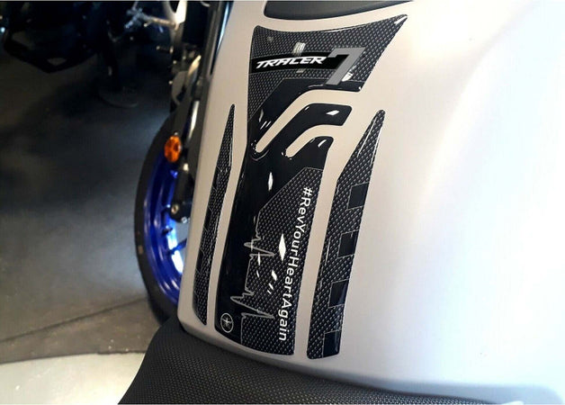 Adesivo-serbatoio-moto-resina-gel-3D-compatibile-con-Yamaha-Tracer-7-2021-2024