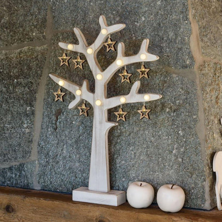 Albero di natale in legno vintage bianco con stelle 20 led a batteria h 50 cm Casa e cucina/Decorazioni per interni/Addobbi e decorazioni per ricorrenze/Decorazioni natalizie/Alberi di natale artificiali MagiediNatale.it - Altamura, Commerciovirtuoso.it