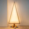 Albero triangolare luminoso con led bianco caldo e base in legno Casa e cucina/Decorazioni per interni/Addobbi e decorazioni per ricorrenze/Decorazioni natalizie/Luci natalizie/Catene luminose per esterni MagiediNatale.it - Altamura, Commerciovirtuoso.it
