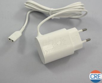 Alimentatore-Ricarica-Bianco-Smart-Plug-SILK-EPIL