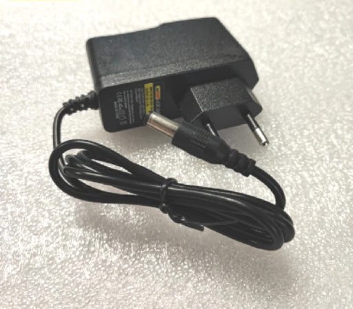 Alimentatore Universale 220 V Ca A 5v Cc Adattatore Di Alimentazione 2a Q-dc303 Elettronica/Informatica/Accessori/Accessori per PC portatili/Caricabatterie e docking station/Caricatori e alimentatori Trade Shop italia - Napoli, Commerciovirtuoso.it