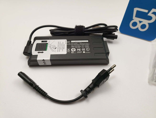 Alimentatore Universale per Notebook Kensington Professionale con uscita Usb 16/19/5V 4.69/4.74/0.5A 90W per Notebook Acer Asus Compaq Dell Fujitsu Hp IBM Lenovo Sony Toshiba