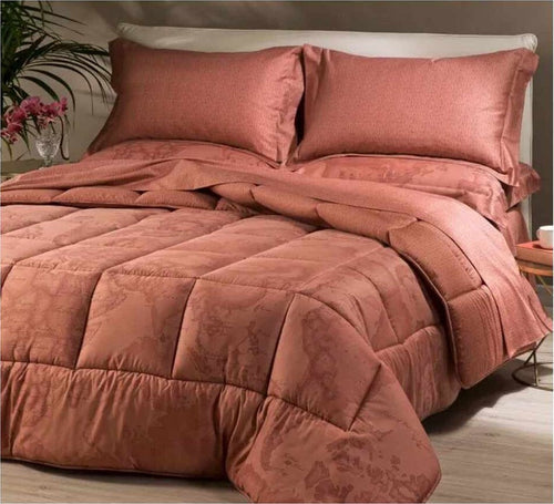 Alviero Martini Trapunta Matrimoniale In Raso Di Cotone Geo Classic Terracotta Caleffi x Alviero Martini Prima CLasse Casa e cucina/Tessili per la casa/Biancheria da letto/Coperte e trapunte/Trapunte La Bottega del Risparmio - Bari, Commerciovirtuoso.it