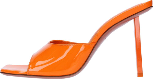 Amina-Muaddi-Sandali-Arancio-da-donna