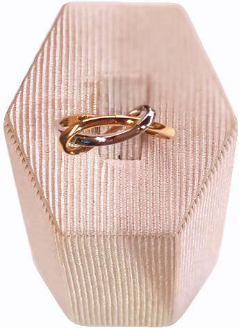 Anello donna abbraccio bicolore in Oro 18 Kt Oro e oro bianco per lei