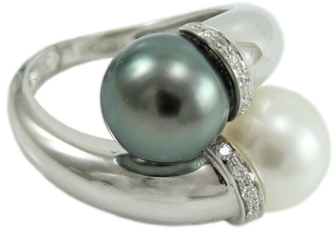Anello donna oro bianco perla Tahiti grigia e Australiana bianca contrarié con diamanti Coscia