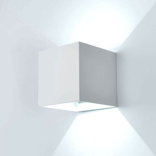 Applique 12 Watt Da Parete Esterno Faretto Led Luce Bianca 6500k Es46bf Universo