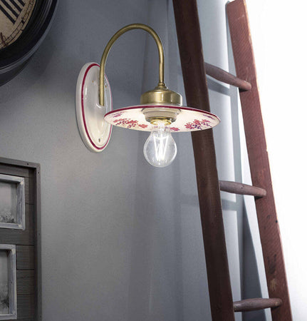 Applique-Classica-Asti-Ferro-E-Ceramica-Ottone-Satinato-Decorato-1-Luce-E27
