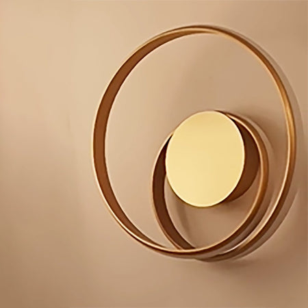 Applique-classico-Redo-Group-TORSION-01-1790-01-1885-LED-alluminio-lampada-parete-soffitto-dimmerabile