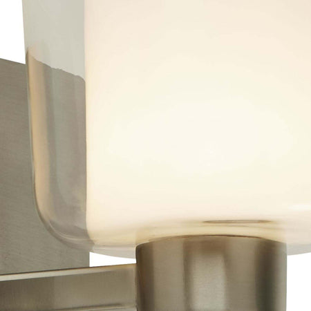 Applique-Contemporanea-Bolivia-Acciaio-Argento-Vetro-Bianco-1-Luce-G9