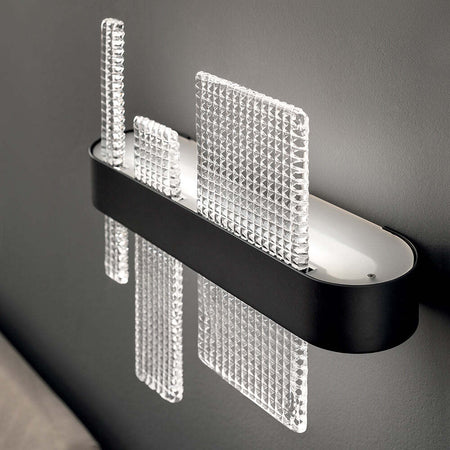 Applique-Contemporanea-Ribbon-Metallo-Nero-E-Vetro-In-Piastra-Led-5,8+5,8W