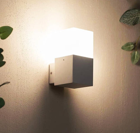 Applique Cubo Lampada Da Parete Muro Esterno Portalampada E27 Ip44 Bianco