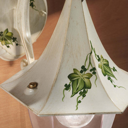 Applique-Esterno-Classica-Arezzo-Ferro-E-Ceramica-Bianco-Sfumato-Oro-1-Luce-E27