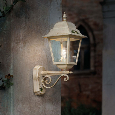Applique-Esterno-Classica-Gorizia-Metallo-E-Ceramica-Bianco-Sfumato-1-Luce-E27