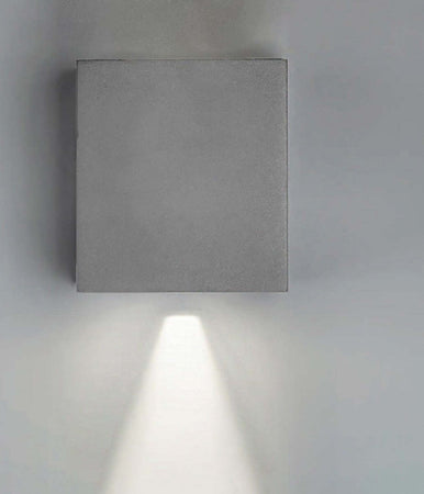 Applique-esterno-Pan-International-BOXER-LED-DOWN-IP54-lampada-parete-giardino