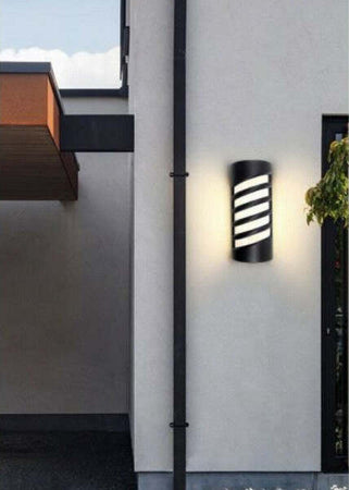 Applique Led A Parete 12 W Per Esterno Luce Calda Fredda Naturale Nero Ip65 Es56 Illuminazione/Illuminazione per esterni/Lampade da parete Trade Shop italia - Napoli, Commerciovirtuoso.it