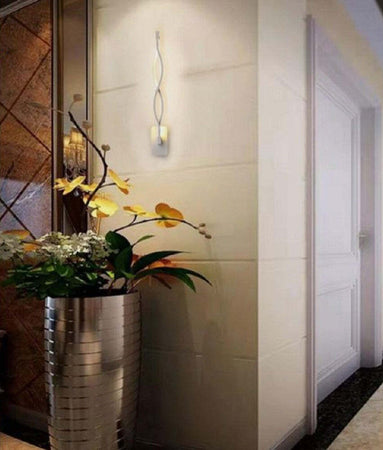 Applique Led Da Parete 9watt Luce Fredda 6500k Calda 3000k Naturale 4000k E16 Casa, arredamento e bricolage > Illuminazione da interno > Applique per interno Trade Shop italia - Napoli, Commerciovirtuoso.it