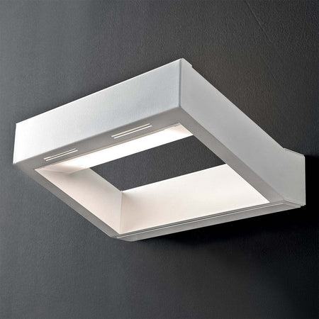 Applique-LED-Illuminando-ACHILLE-G-lampada-parete-biemissione-metallo-bianco-sabbia-interni-20W-1900LM-3000°K